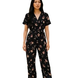 Active USA Floral Print Jumpsuit Wide‎ Leg V Neck Black Casual Medium/Large NWT